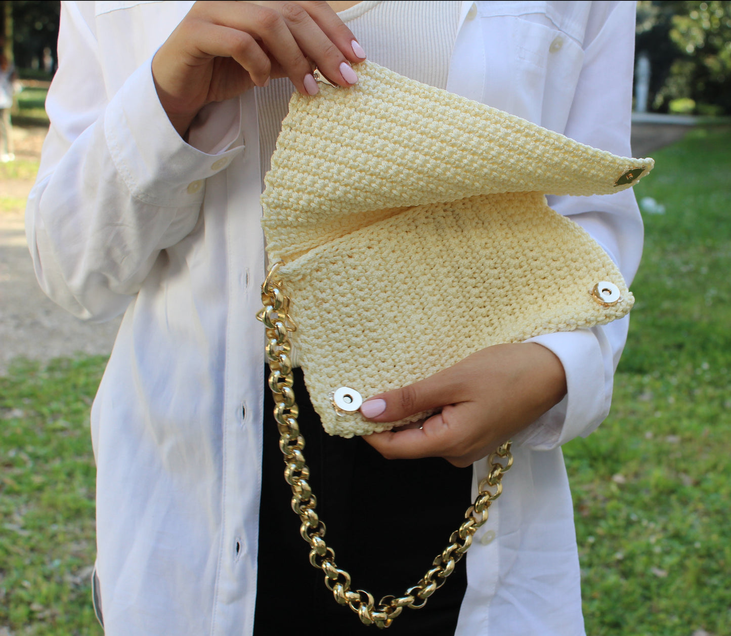 Vanilla Crochet Bag