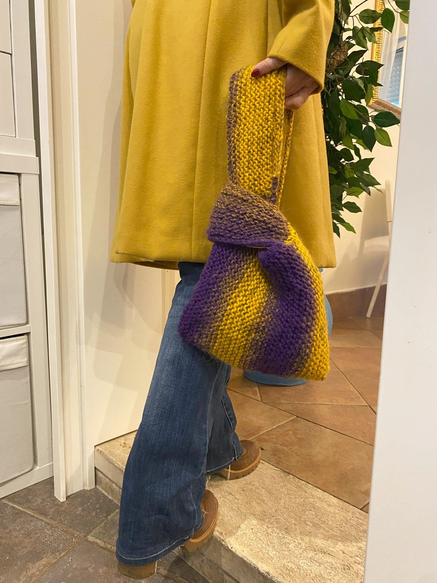 Knot Bag in Lana