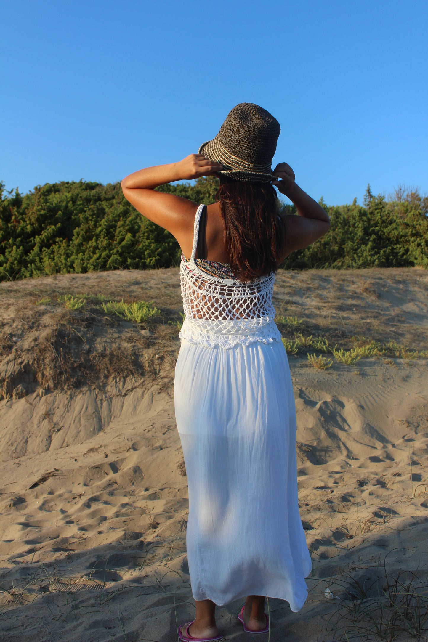 Canotta traforata a crochet