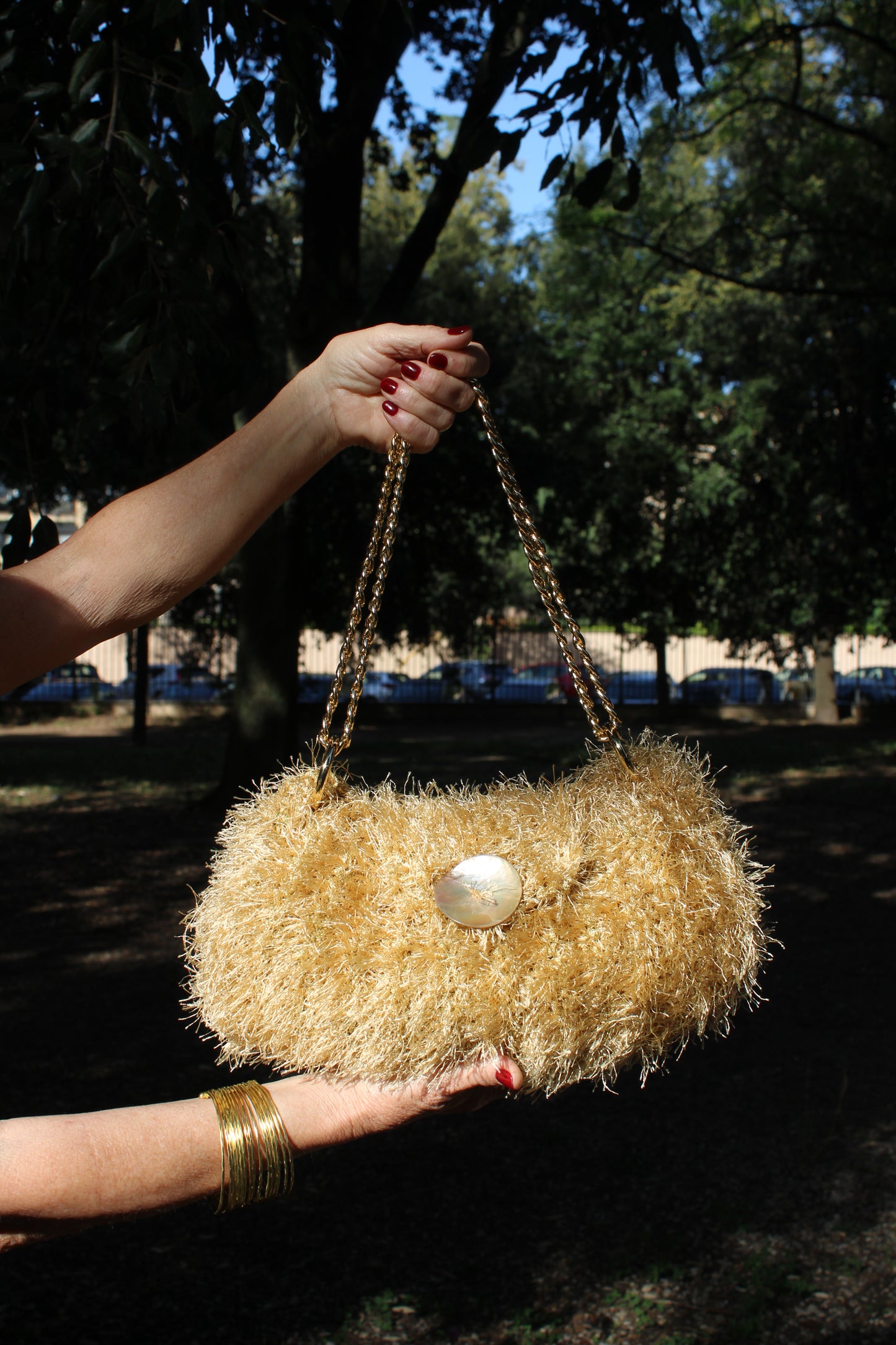 Lara Fur con tracolla - Oro