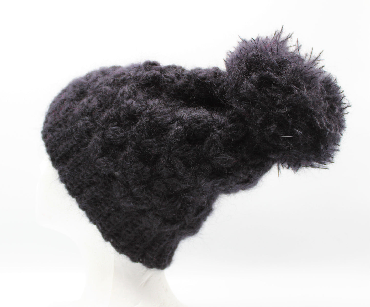 Cappello con ponpon in lana e mohair