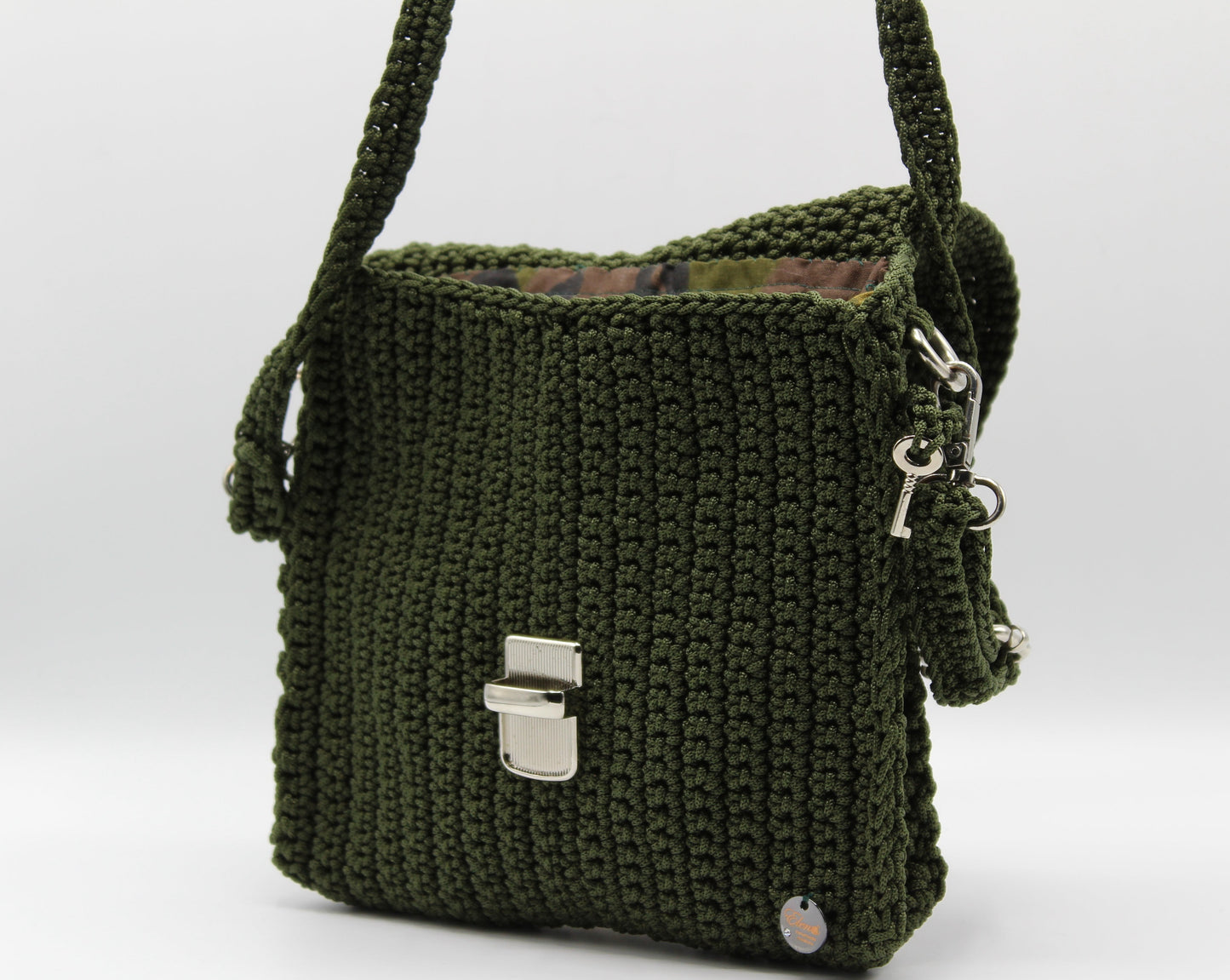 Pochette con tracolla ad uncinetto - Verde Militare