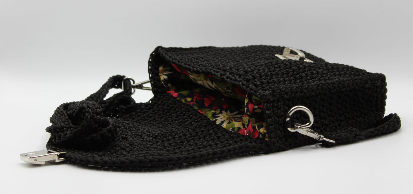 Pochette con tracolla ad uncinetto - Nero