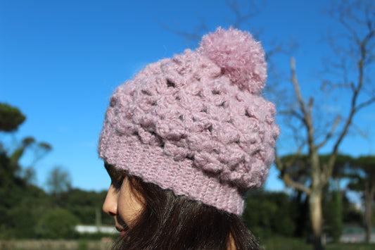 Cappello con ponpon in lana e mohair