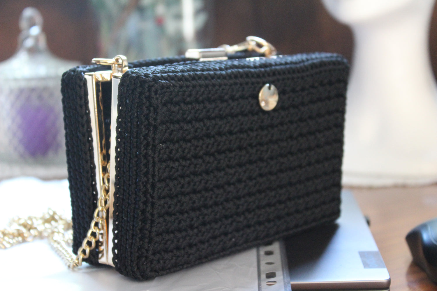 Clutch Nero Sublime